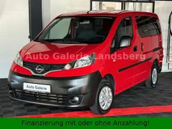 Solid red Gebraucht 2017 Nissan Evalia Premium Edition Van / Kleinbus | 15.550 € (Fairer Preis)