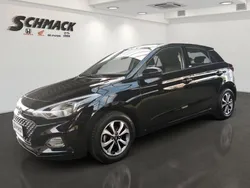 Schwarz Gebraucht 2020 Hyundai i20 Trend Limousine | 13.990 € (Fairer Preis)