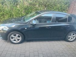 Schwarz Gebraucht 2011 Chevrolet Cruze Kleinwagen | 3.800 € (Guter Preis)