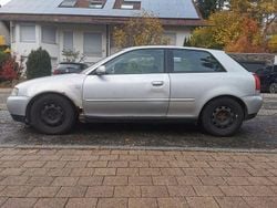 Grau Gebraucht 2000 Audi A3 Ambition Limousine | 750 € (Guter Preis)