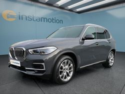 Grau Gebraucht 2022 BMW X5 SUV | 62.549 € (Etwas zu teuer)