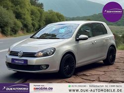 Silber Gebraucht 2010 VW Golf VI Comfortline Limousine | 6.999 € (Etwas zu teuer)