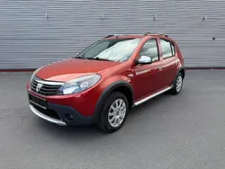 Orange Gebraucht 2009 Dacia Sandero Stepway Kleinwagen | 3.790 € (Etwas zu teuer)