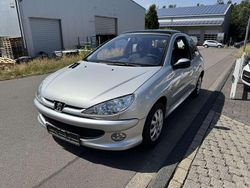 Silber Gebraucht 2007 Peugeot 206 Quiksilver Kleinwagen | 2.950 € (Etwas zu teuer)
