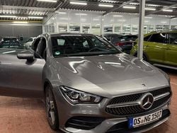 Grau Gebraucht 2022 Mercedes CLA180 Shooting Brake Kombi | 22.000 € (Guter Preis)