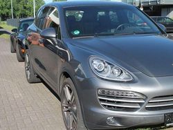 Meteorgraumetallic Gebraucht 2014 Porsche Cayenne Platinum Edition SUV | 32.950 € (Fairer Preis)