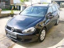Schwarz Gebraucht 2011 VW Golf VI Trendline Kombi | 5.500 € (Etwas zu teuer)