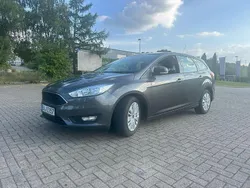 Grau Gebraucht 2018 Ford Focus Business Edition Limousine | 12.480 € (Guter Preis)