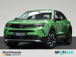 Grün Gebraucht 2022 Opel Mokka-e Elegance SUV | 17.970 € (Guter Preis)