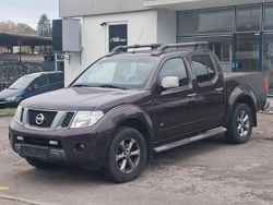 Schwarz Gebraucht 2015 Nissan Navara Platinum Abholung | 11.980 € (Fairer Preis)