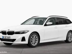 Weiß Gebraucht 2024 BMW 318 Efficient Dynamics Kombi | 34.290 € (Fairer Preis)
