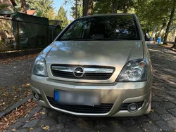 Gold Gebraucht 2009 Opel Meriva Van / Kleinbus | 1.300 € (Guter Preis)
