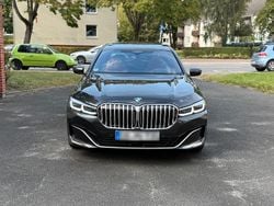 Grau Gebraucht 2020 BMW 730 Limousine | 44.699 € (Fairer Preis)