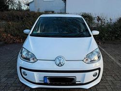 Weiß Gebraucht 2016 VW up! move up! Kleinwagen | 9.450 € (Etwas zu teuer)