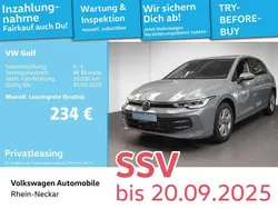 Mondsteingrau Gebraucht 2024 VW Golf VIII Life Limousine | 22.992 € (Guter Preis)
