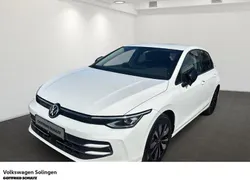 Weiß Gebraucht 2025 VW Golf VIII Goal Limousine | 24.260 € (Superpreis)
