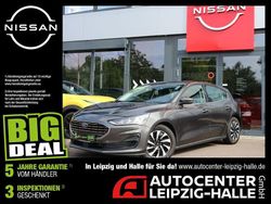 Grau Gebraucht 2022 Ford Focus Titanium Limousine | 18.890 € (Guter Preis)