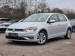 Silber Gebraucht 2017 VW Golf VII Comfortline Limousine | 10.990 € (Fairer Preis)