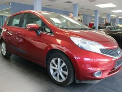 Rot Gebraucht 2015 Nissan Note 360º Van / Kleinbus | 8.980 € (Etwas zu teuer)