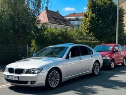 Grau Gebraucht 2008 BMW 730 Limousine | 9.200 € (Superpreis)