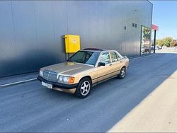 Gold Gebraucht 1987 Mercedes 190 Limousine | 4.000 €
