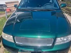 Grün Gebraucht 1999 Audi A4 Limousine | 699 € (Guter Preis)
