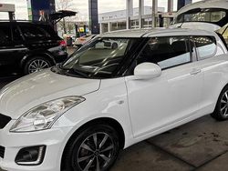 Weiß Gebraucht 2015 Suzuki Swift Comfort Kleinwagen | 6.500 € (Fairer Preis)