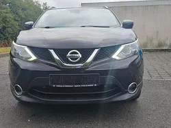 Schwarz Gebraucht 2016 Nissan Qashqai Tekna SUV | 10.900 € (Superpreis)