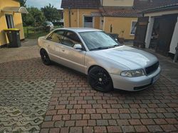 Silber Gebraucht 1998 Audi A4 Limousine | 1.800 € (Fairer Preis)