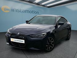 Blau Gebraucht 2023 BMW i4 M Sport Limousine | 42.449 € (Fairer Preis)