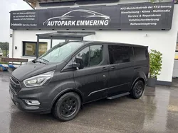 Schwarz Gebraucht 2023 Ford Tourneo Custom Titanium Van / Kleinbus | 37.900 €