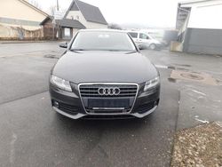 Grau Gebraucht 2011 Audi A4 Attraction Limousine | 6.550 € (Guter Preis)