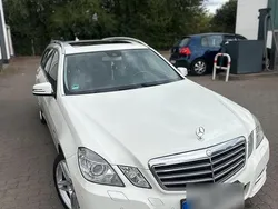 Weiß Gebraucht 2011 Mercedes E350 Kombi | 9.500 € (Fairer Preis)