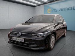 Schwarz Gebraucht 2024 VW Golf VIII Kleinwagen | 29.199 € (Fairer Preis)