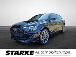 Mythosschwarz metallic Neu 2025 Audi Q8 Ambiente SUV | 104.990 €