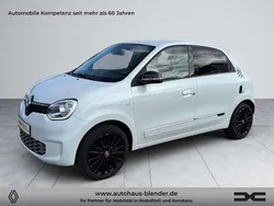 Quarzweiß Gebraucht 2023 Renault Twingo Urban Night Kleinwagen | 15.990 € (Teuer)