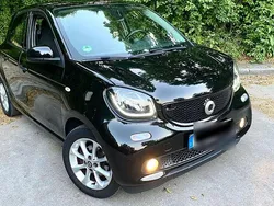 Schwarz Gebraucht 2016 Smart ForFour Passion Kleinwagen | 6.990 € (Fairer Preis)