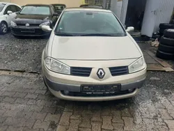 Grau Gebraucht 2005 Renault Mégane Cabriolet Cabrio | 1.450 € (Fairer Preis)