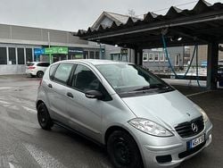 Silber Gebraucht 2008 Mercedes A150 Kleinwagen | 2.400 € (Guter Preis)