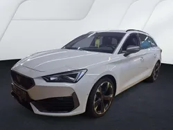 Weiss Gebraucht 2024 Cupra Leon Kombi | 26.950 € (Fairer Preis)