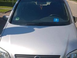 Silber Gebraucht 2005 Opel Zafira Van / Kleinbus | 700 € (Superpreis)
