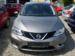 Grau Gebraucht 2018 Nissan Pulsar Acenta Limousine | 10.600 € (Fairer Preis)