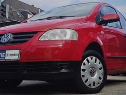 Rot Gebraucht 2007 VW Fox Kleinwagen | 2.499 € (Etwas zu teuer)