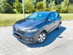 Grau Gebraucht 2022 Dacia Sandero Comfort Kleinwagen | 13.200 € (Guter Preis)