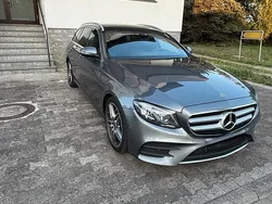 Grau Gebraucht 2018 Mercedes E220 Kombi | 22.000 € (Teuer)