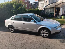 Grau Gebraucht 2001 Audi A4 Limousine | 1.500 € (Guter Preis)