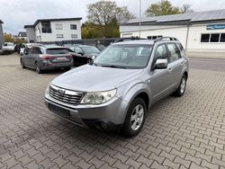 Silber Gebraucht 2009 Subaru Forester Comfort SUV | 4.900 € (Fairer Preis)