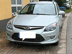 Silber Gebraucht 2010 Hyundai i30 Kombi | 4.850 € (Etwas zu teuer)