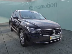 Schwarz Gebraucht 2024 VW Tiguan Move SUV | 27.440 € (Superpreis)