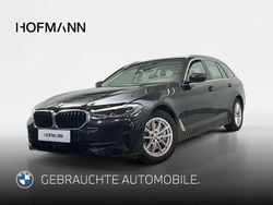 Saphirschwarz metallic Gebraucht 2022 BMW 530 Sport Line Kombi | 34.401 € (Superpreis)